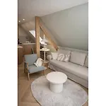 Bewertete 2-zimmer-wohnung Mit Sehr Gut Ausgestatteter Küche, Netflix Und Gemütlichem Schlafzimmer In
