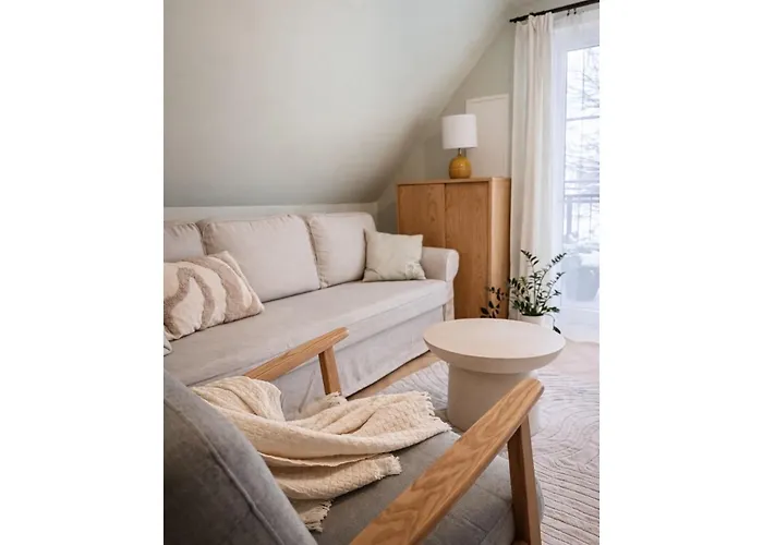 Top Bewertete 2-Zimmer-Wohnung Mit Sehr Gut Ausgestatteter Kueche, Netflix Und Gemuetlichem Schlafzimmer In Hildesheim