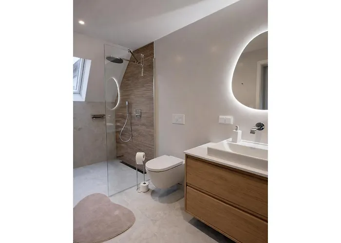 Апартаменты Stilvolle 2-zimmer-wohnung In - Hochwertige Ausstattung & Gute Anbindung