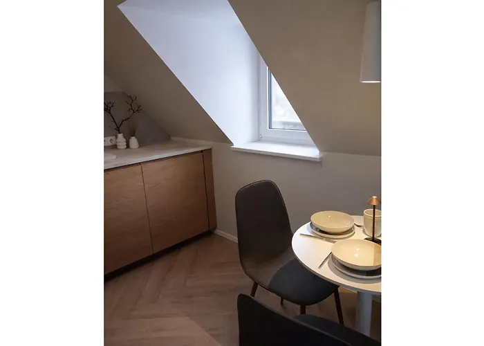 Top Bewertete 2-Zimmer-Wohnung Mit Sehr Gut Ausgestatteter Kueche, Netflix Und Gemuetlichem Schlafzimmer In Hildesheim Апартаменты *